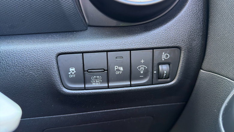 Hyundai Kona 1.6 GDi Hybrid SE Connect 5dr DCT Hybrid Hatchback